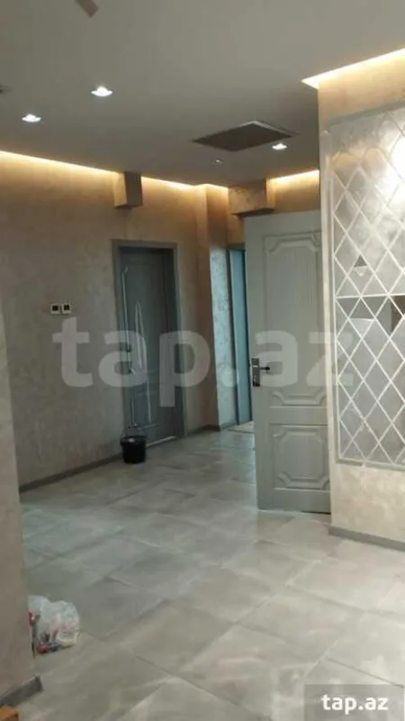 Kirayə verilir 3 otaqlı yeni tikili 150 m²