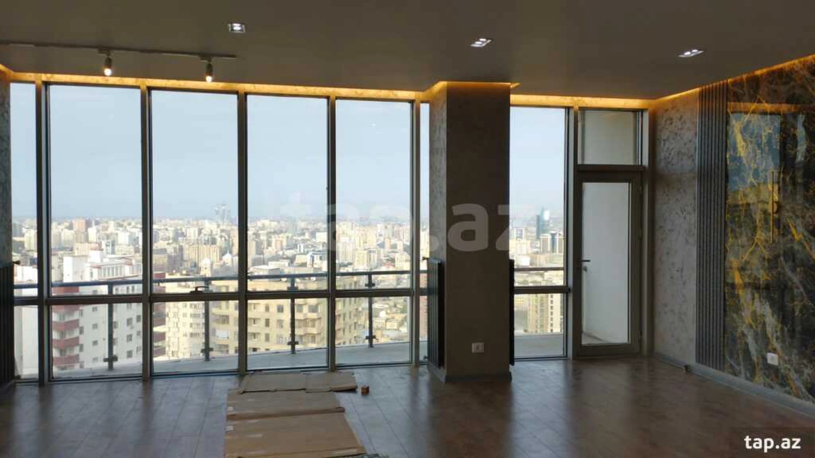 Kirayə verilir 3 otaqlı yeni tikili 150 m²