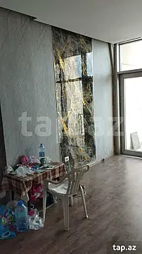 Kirayə verilir 3 otaqlı yeni tikili 150 m²