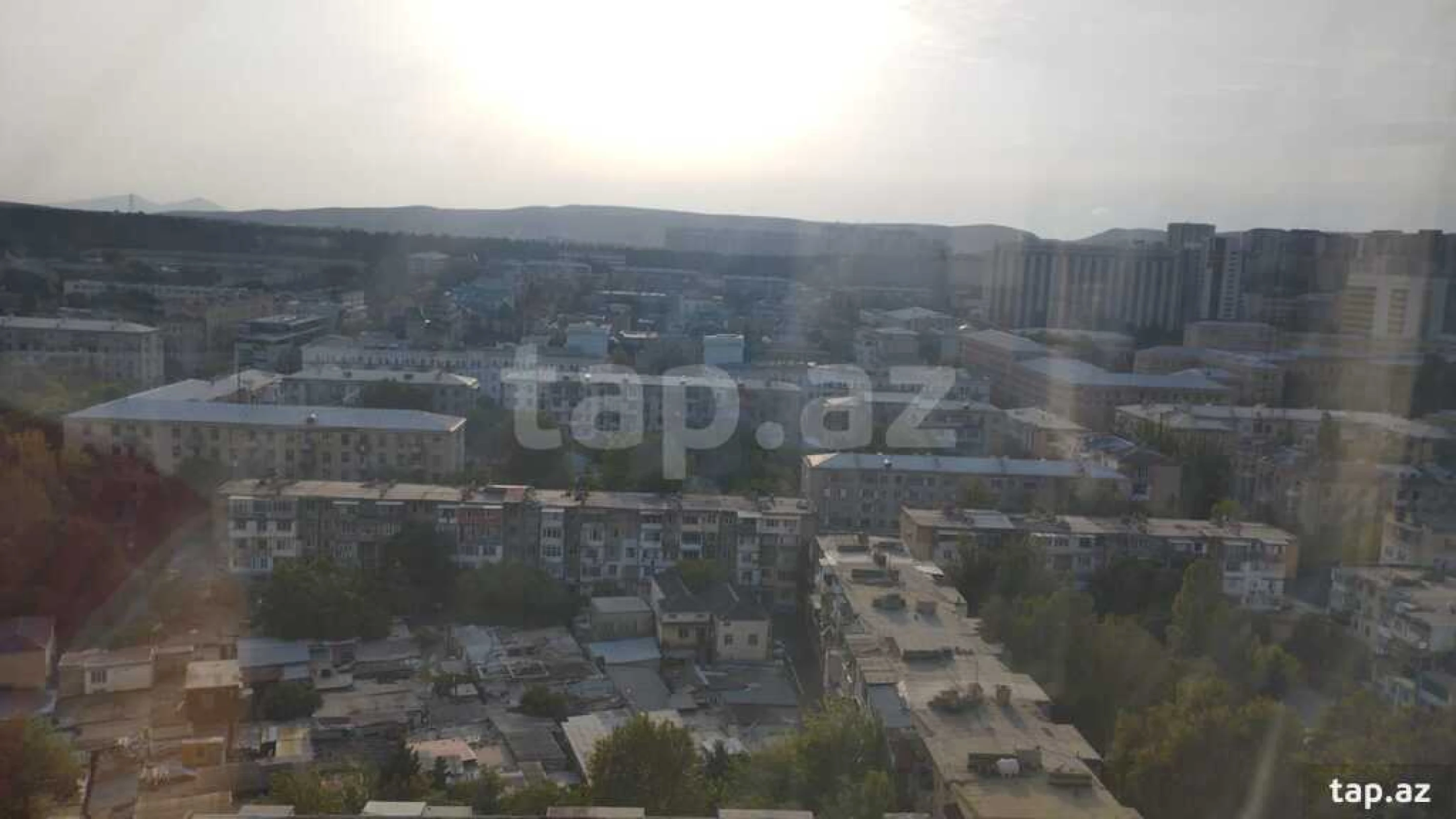 Kirayə verilir 3 otaqlı yeni tikili 150 m²