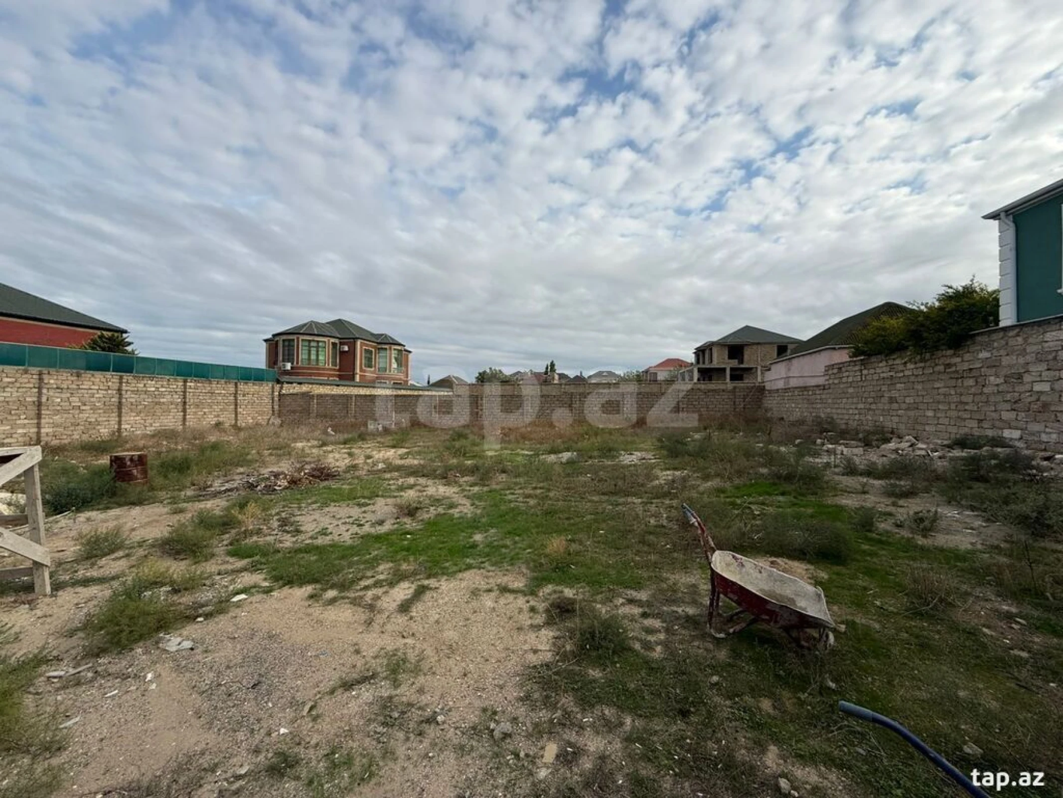 Satılır torpaq sahəsi