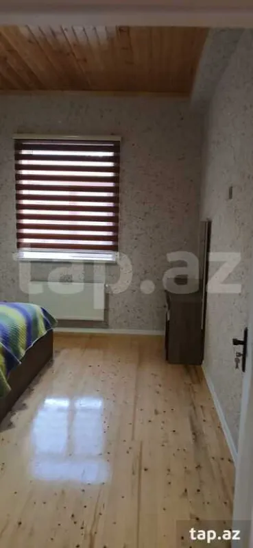 Kirayə verilir 5 otaqlı həyət evi 200 m²
