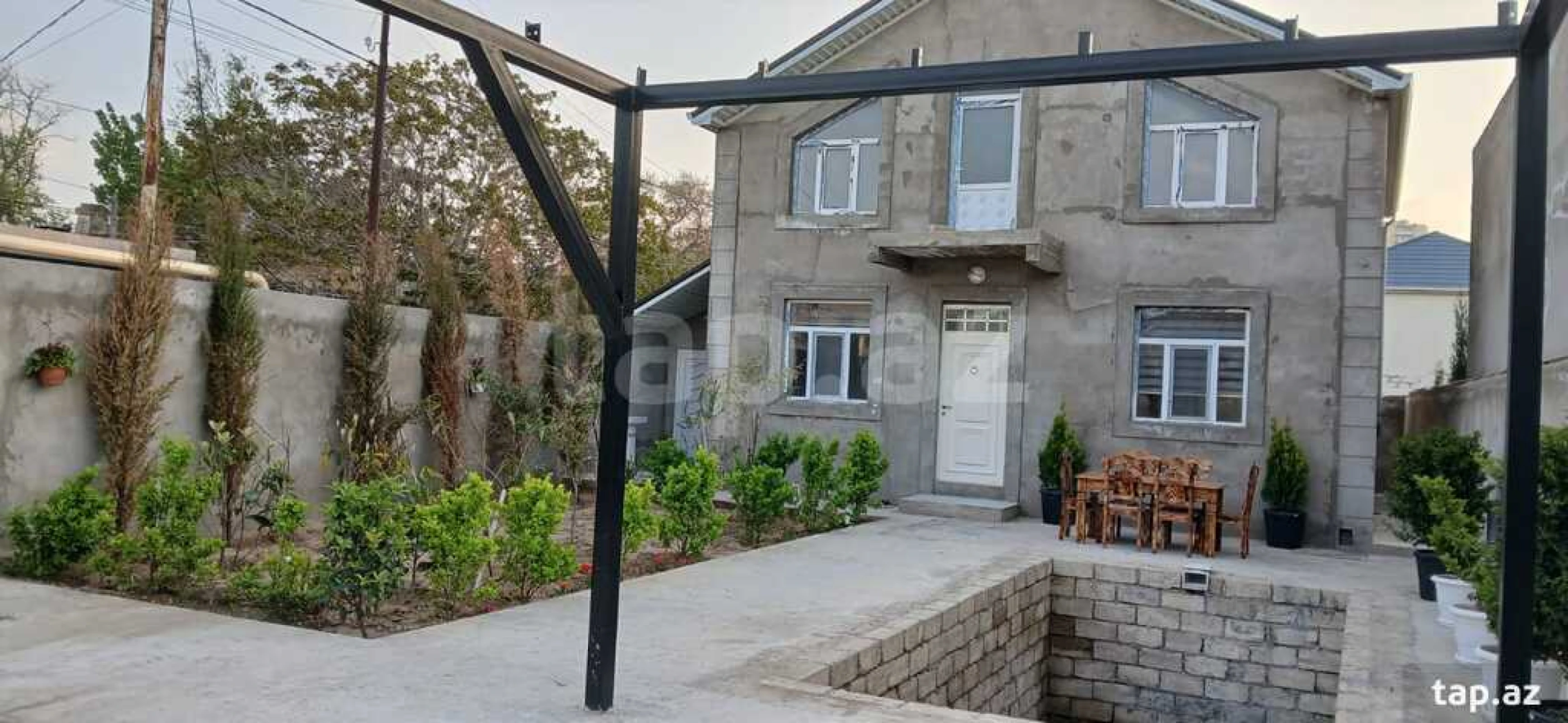 Kirayə verilir 5 otaqlı həyət evi 200 m²