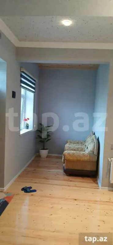 Kirayə verilir 5 otaqlı həyət evi 200 m²