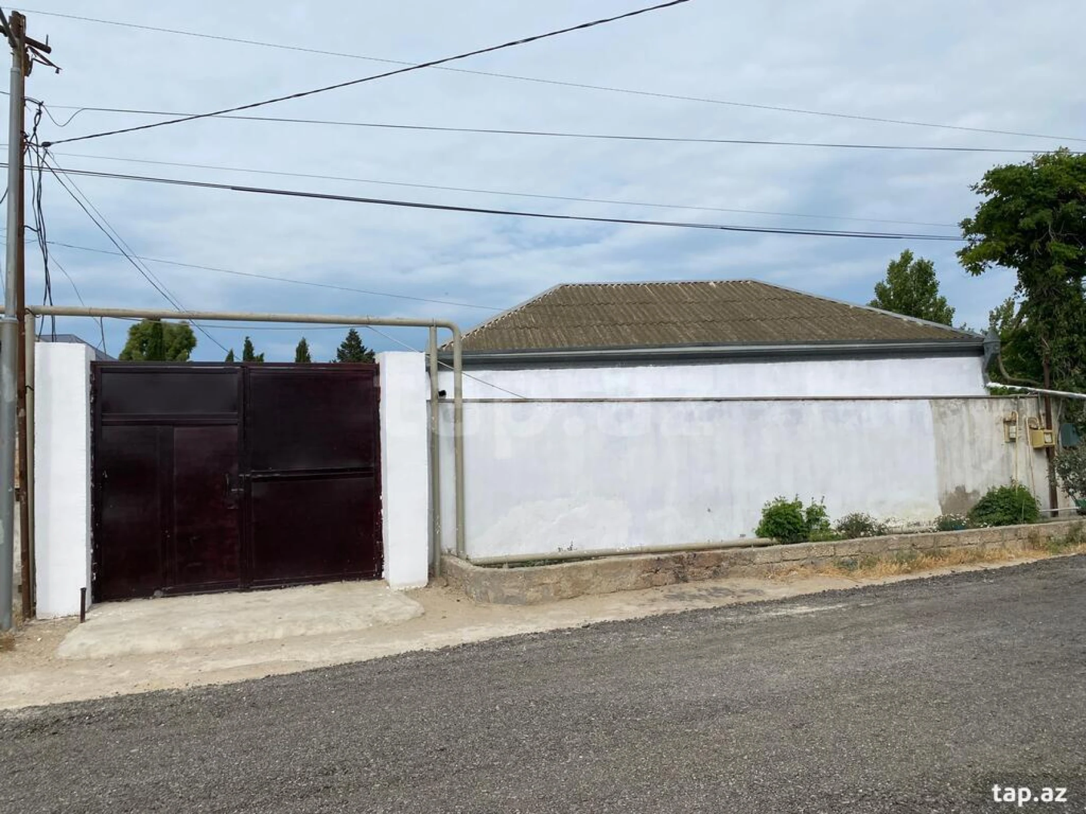 Satılır 3 otaqlı həyət evi 100 m²