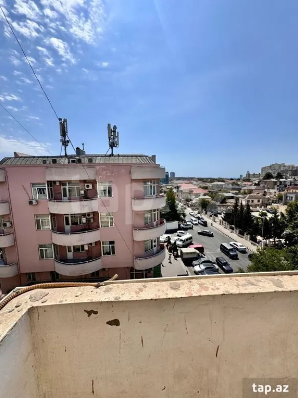 Satılır 3 otaqlı mənzil 100 m²