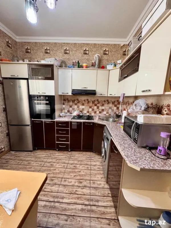 Satılır 3 otaqlı mənzil 100 m²
