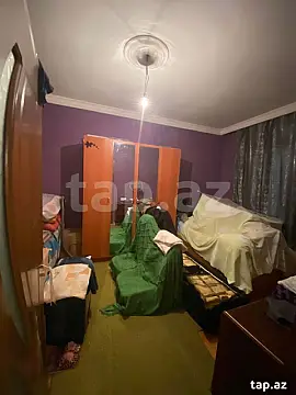 Satılır 8 otaqlı həyət evi