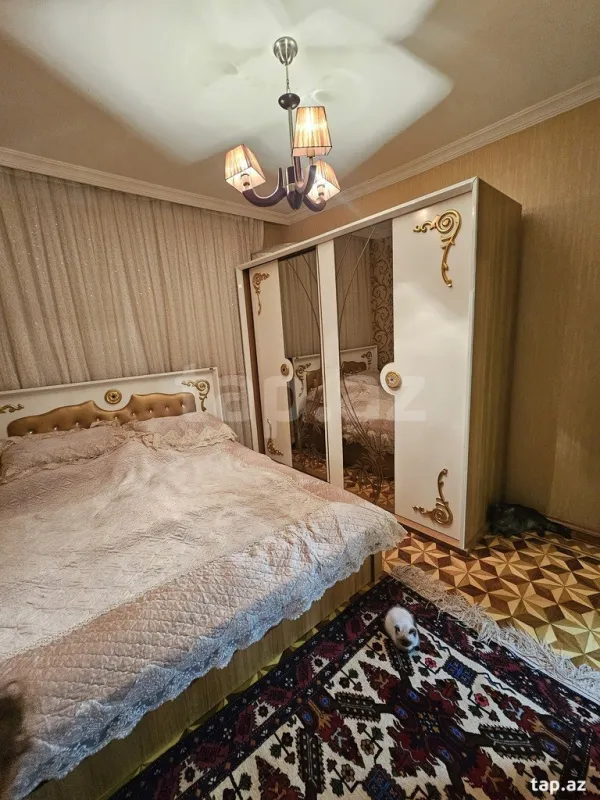 Satılır 5 otaqlı mənzil 120 m²