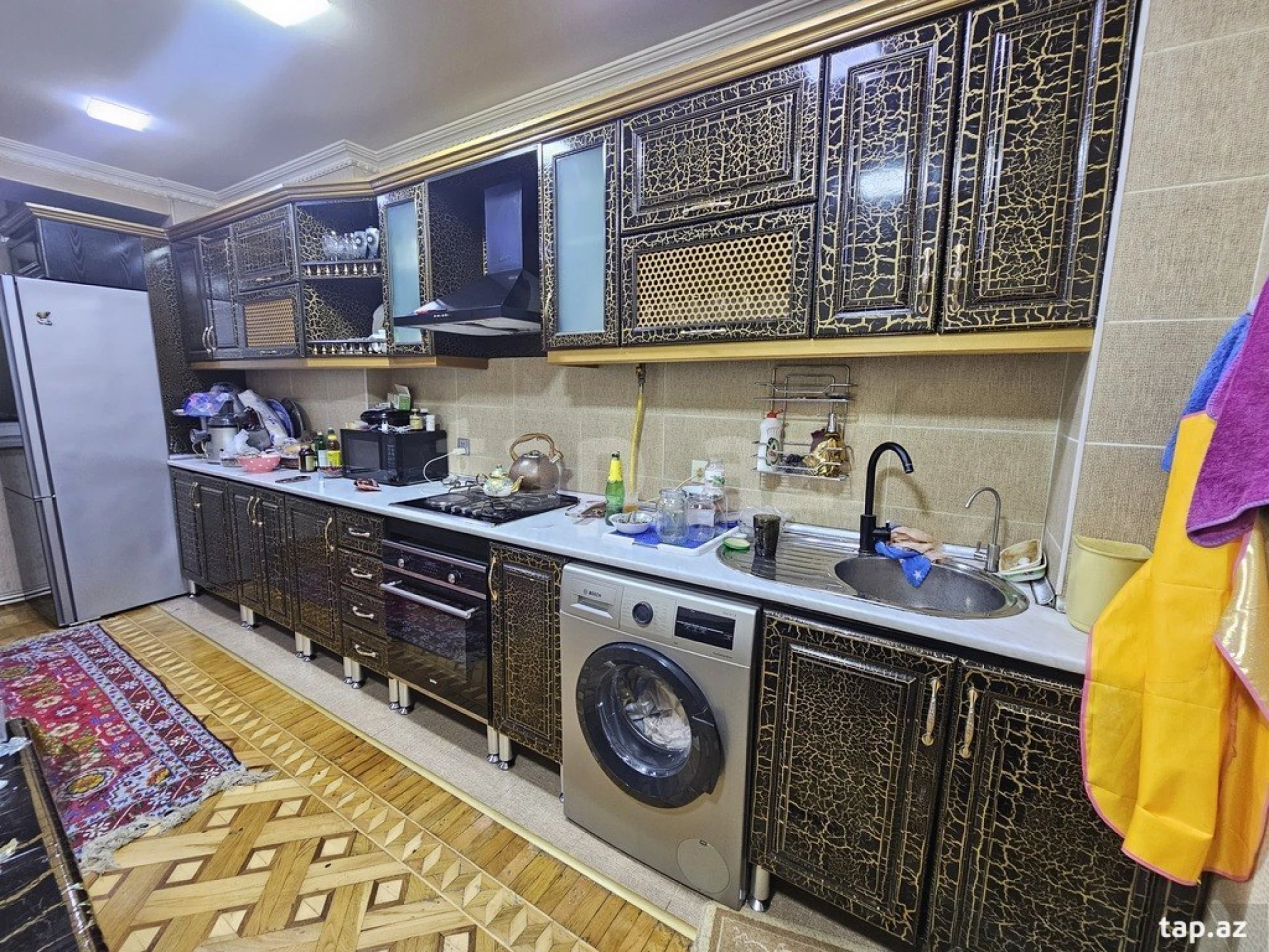 Satılır 5 otaqlı mənzil 120 m²