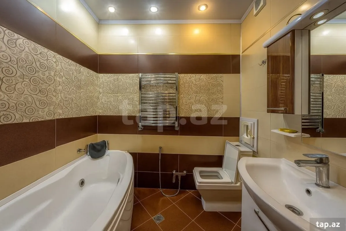 Kirayə verilir 3 otaqlı yeni tikili 115 m²