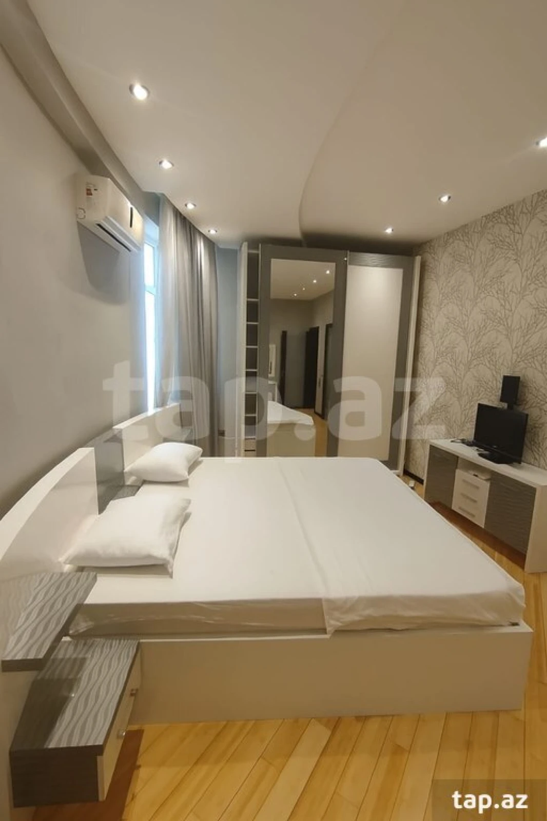 Kirayə verilir 3 otaqlı yeni tikili 115 m²