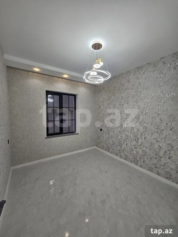 Satılır 5 otaqlı həyət evi