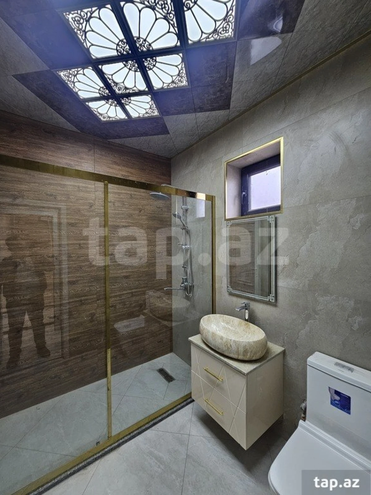 Satılır 5 otaqlı həyət evi
