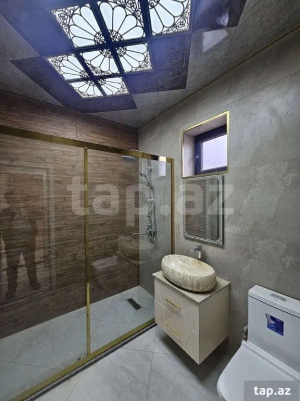 Satılır 5 otaqlı həyət evi