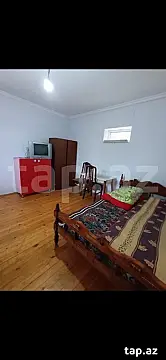 Kirayə verilir 1 otaqlı həyət evi