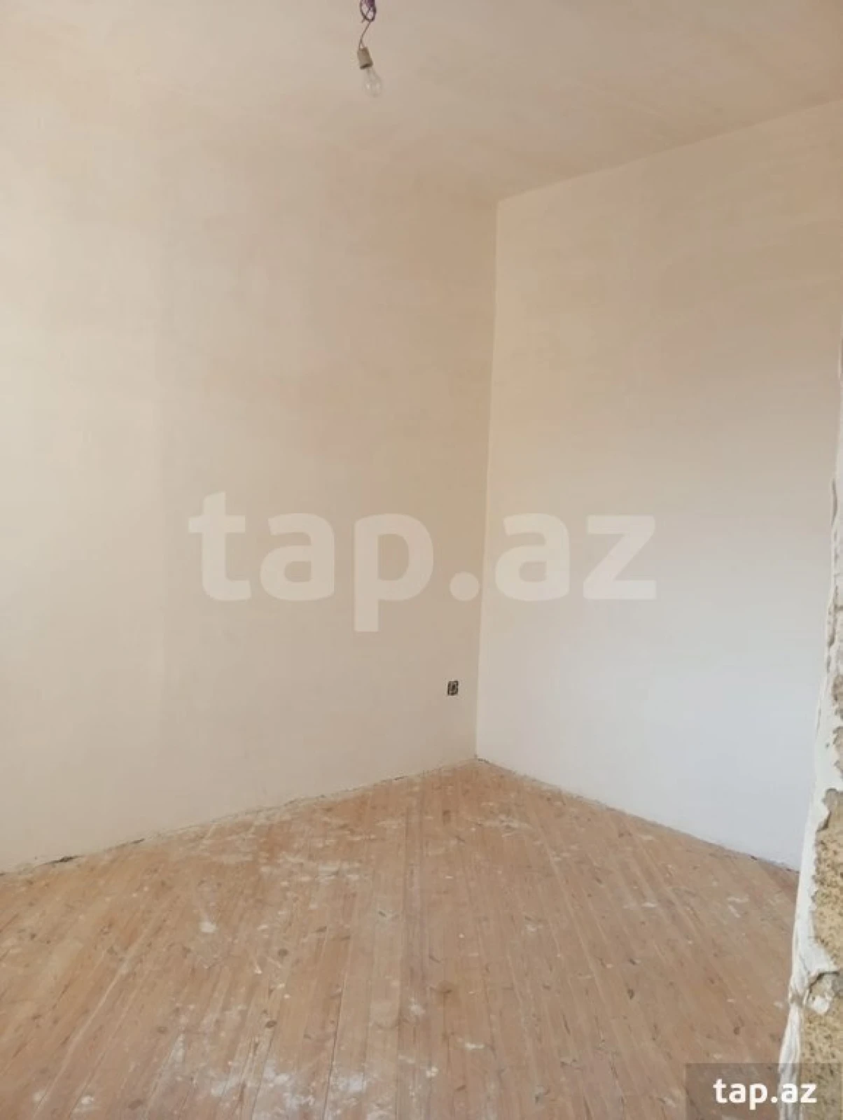 Satılır 5 otaqlı həyət evi