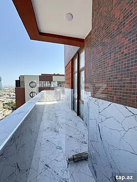 Satılır 3 otaqlı yeni tikili 120 m²