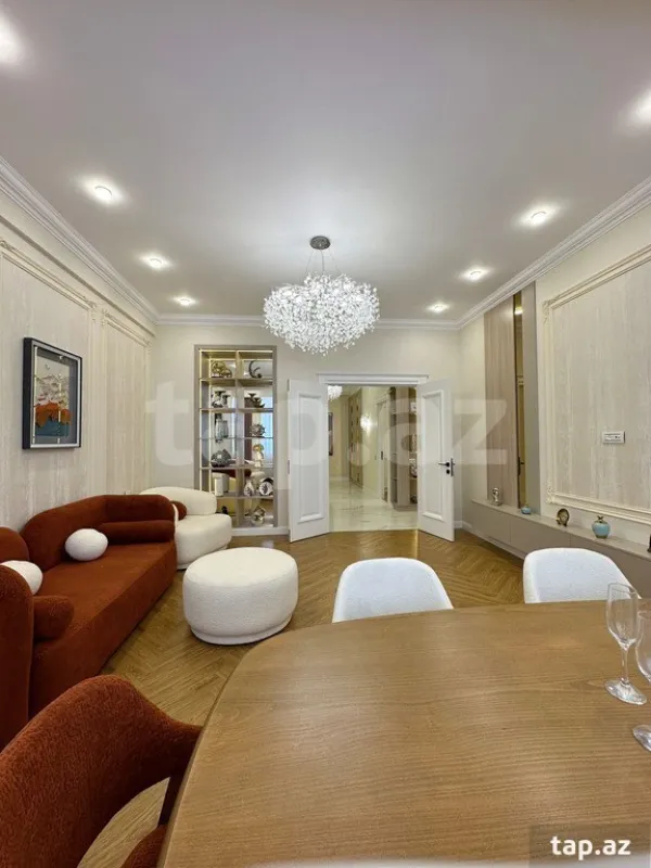 Satılır 3 otaqlı yeni tikili 120 m²