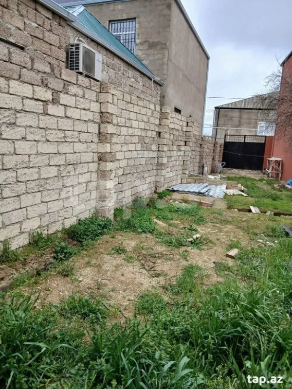 Satılır 3 otaqlı həyət evi