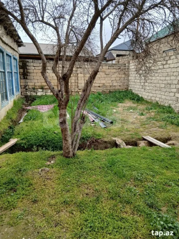 Satılır 3 otaqlı həyət evi