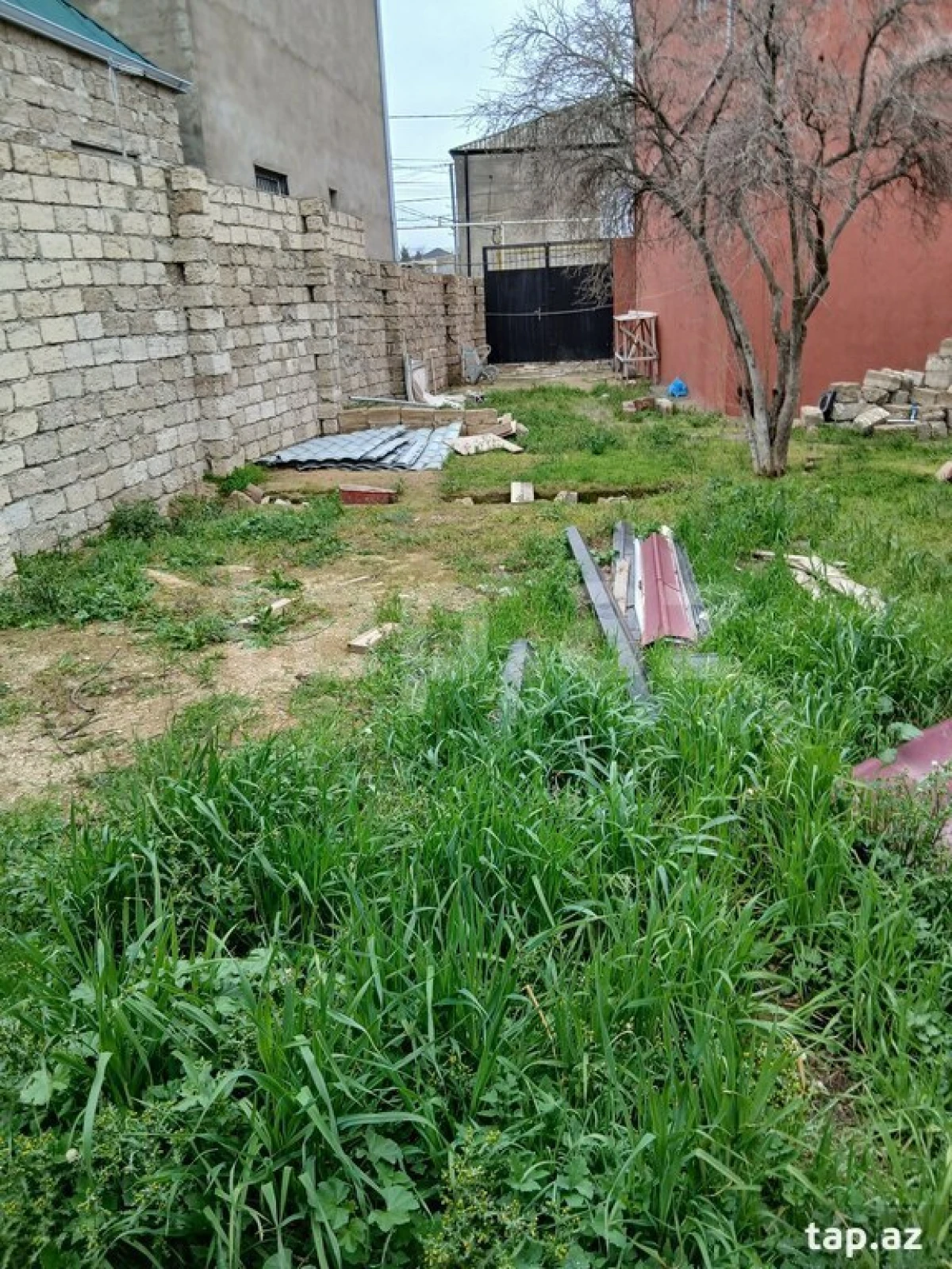 Satılır 3 otaqlı həyət evi