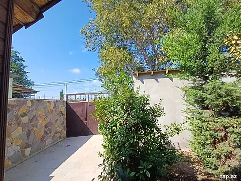 Satılır 4 otaqlı həyət evi 77 m²