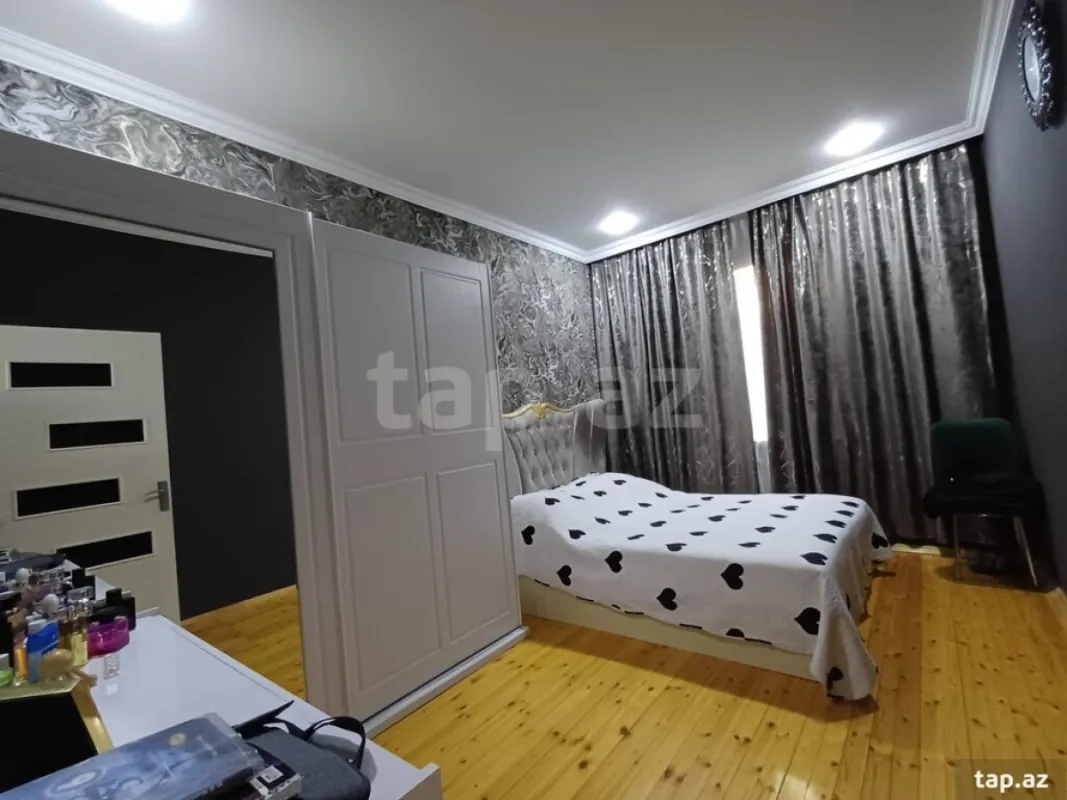 Satılır 4 otaqlı həyət evi 77 m²