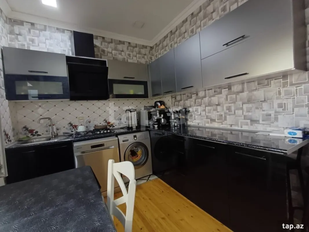 Satılır 4 otaqlı həyət evi 77 m²