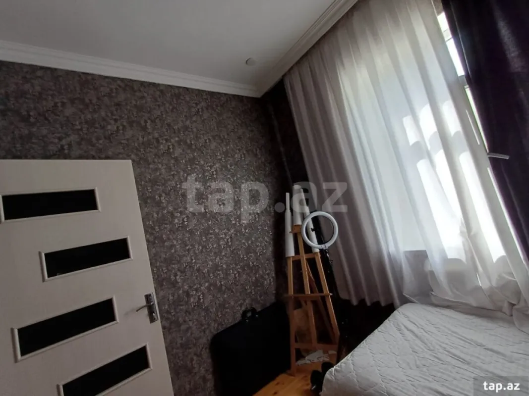 Satılır 4 otaqlı həyət evi 77 m²