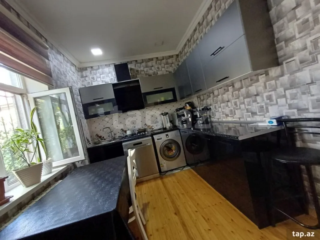 Satılır 4 otaqlı həyət evi 77 m²