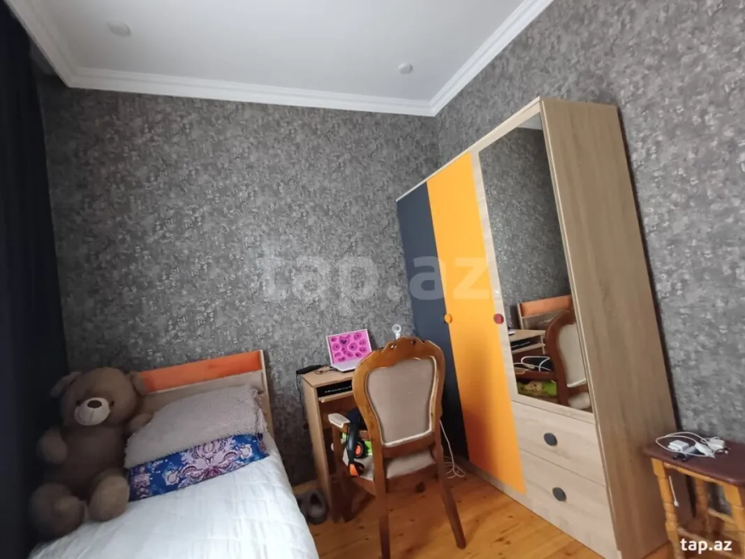 Satılır 4 otaqlı həyət evi 77 m²