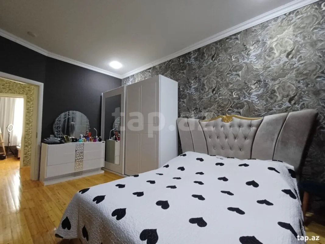Satılır 4 otaqlı həyət evi 77 m²