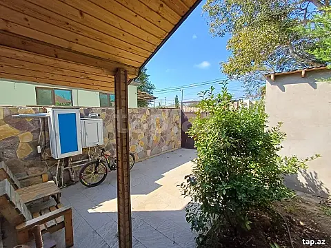 Satılır 4 otaqlı həyət evi 77 m²