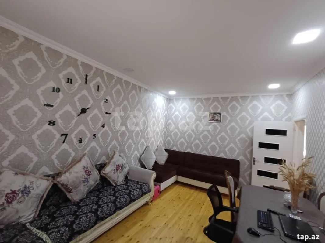 Satılır 4 otaqlı həyət evi 77 m²