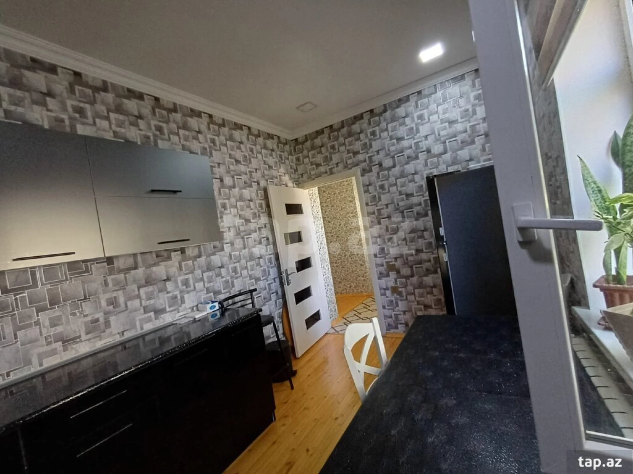 Satılır 4 otaqlı həyət evi 77 m²