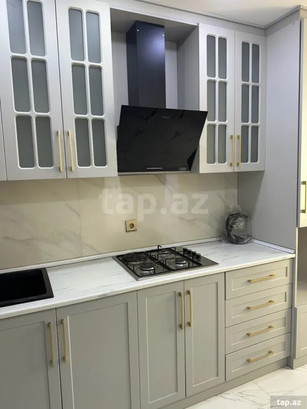 Kirayə verilir 3 otaqlı yeni tikili 70 m²