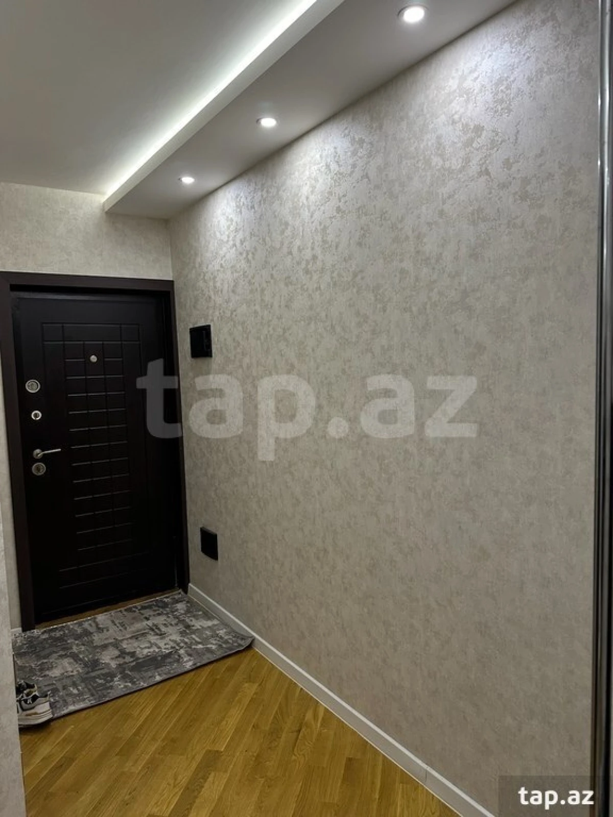 Kirayə verilir 3 otaqlı yeni tikili 70 m²