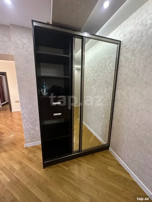Kirayə verilir 3 otaqlı yeni tikili 70 m²