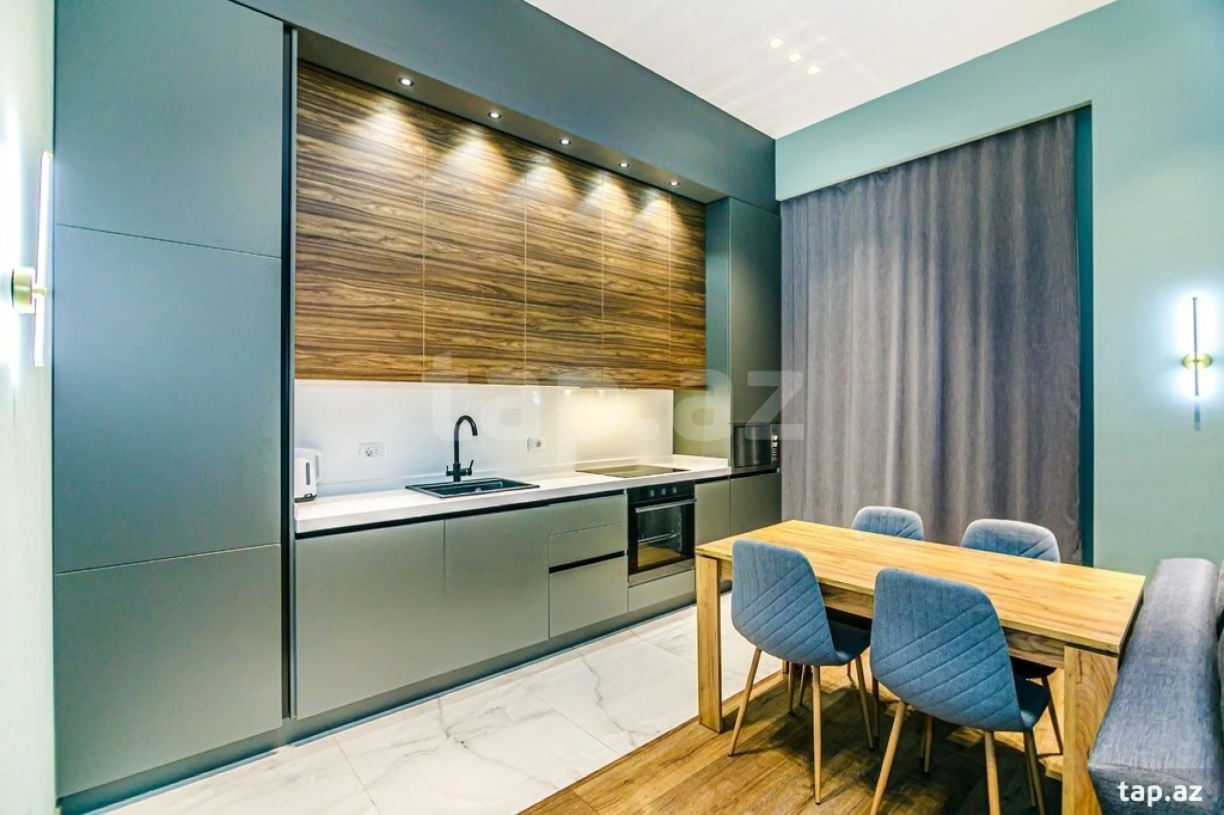 Kirayə verilir 3 otaqlı yeni tikili 150 m²