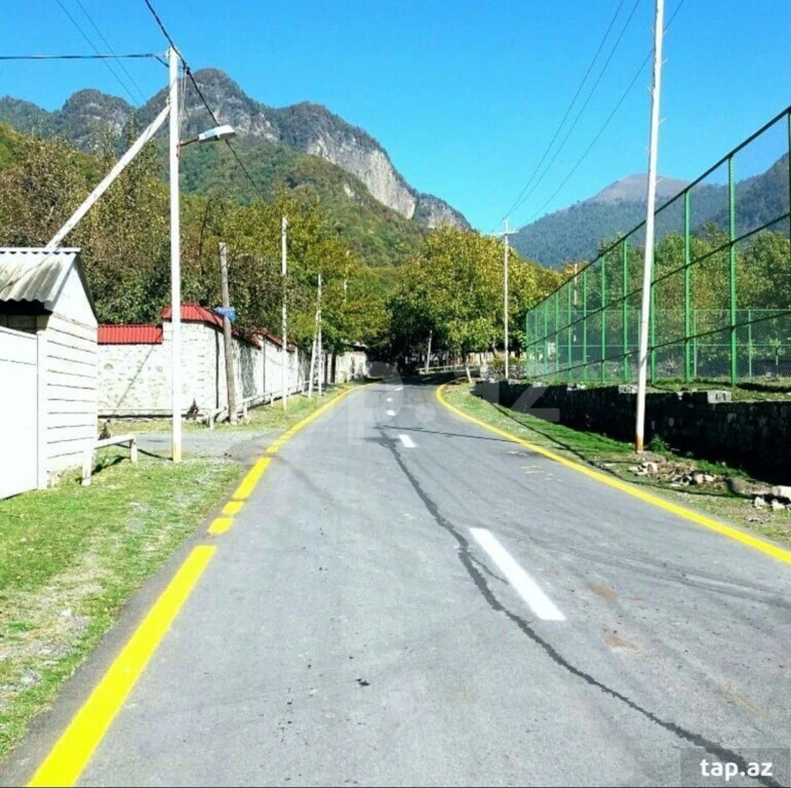 Kirayə verilir 3 otaqlı həyət evi