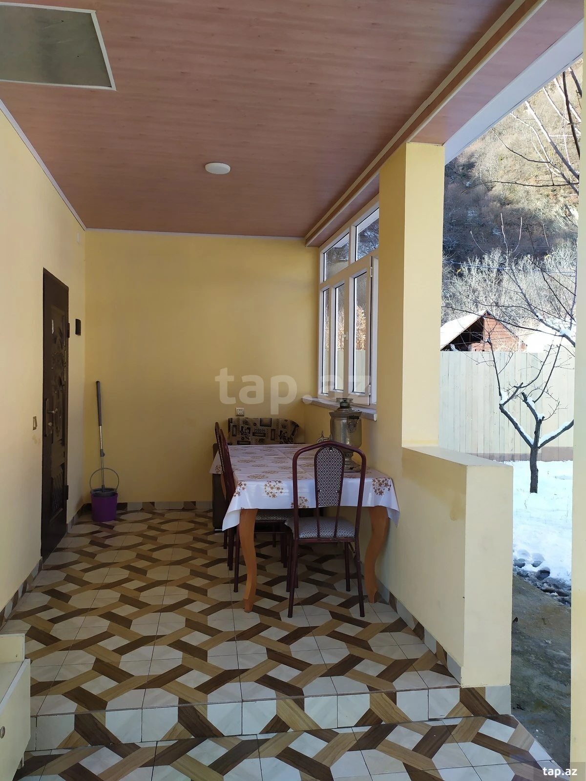 Kirayə verilir 3 otaqlı həyət evi