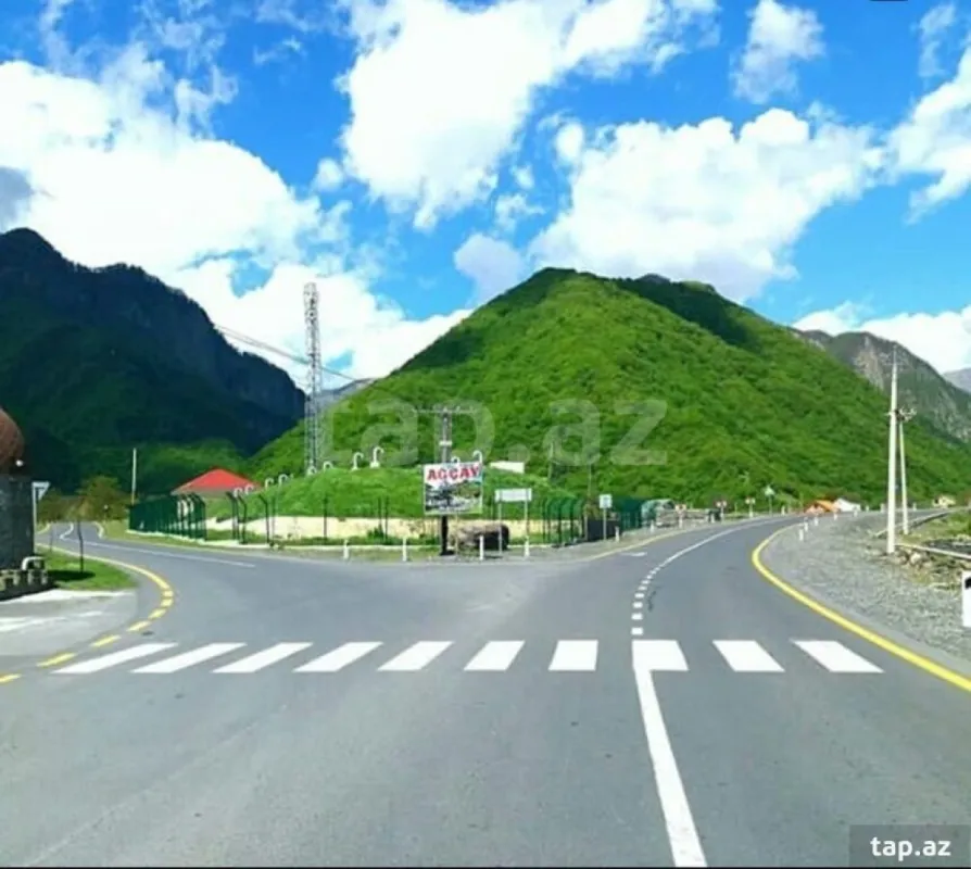 Kirayə verilir 3 otaqlı həyət evi