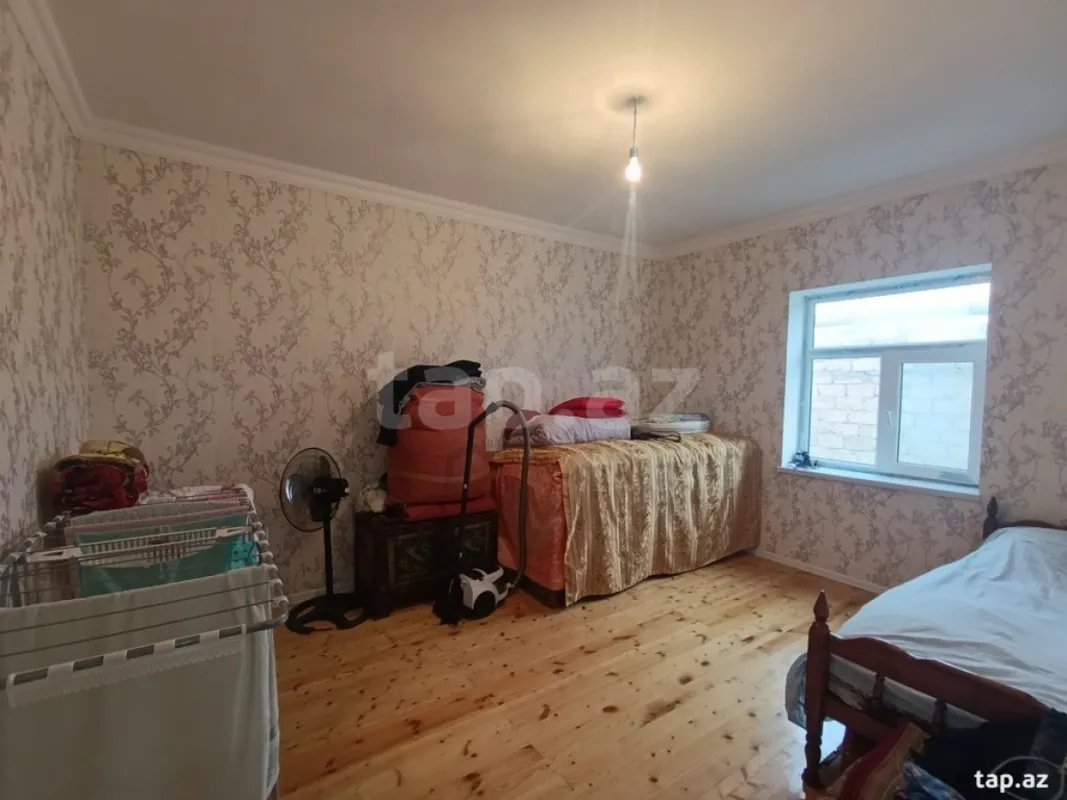 Satılır 4 otaqlı həyət evi