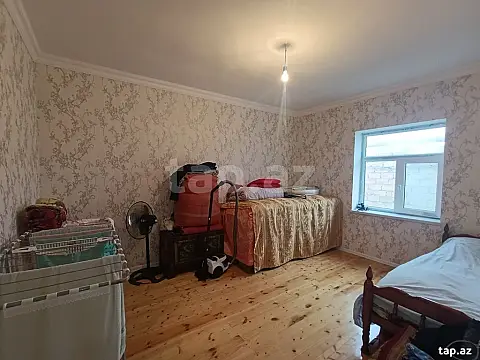 Satılır 4 otaqlı həyət evi