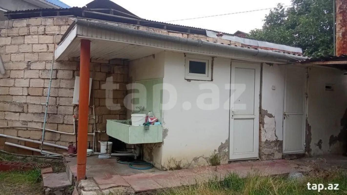 Satılır 2 otaqlı həyət evi