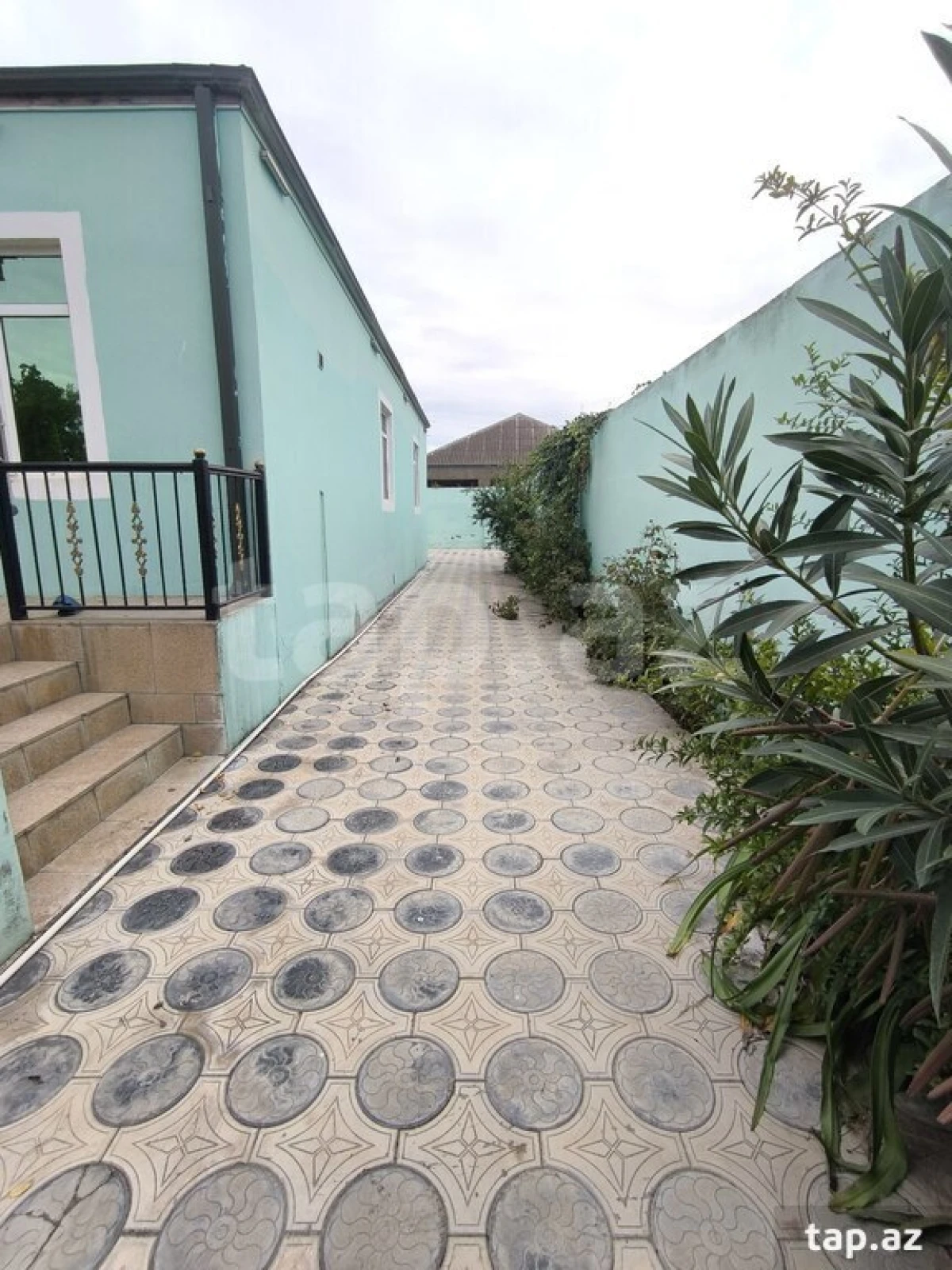 Satılır 5 otaqlı həyət evi 130 m²