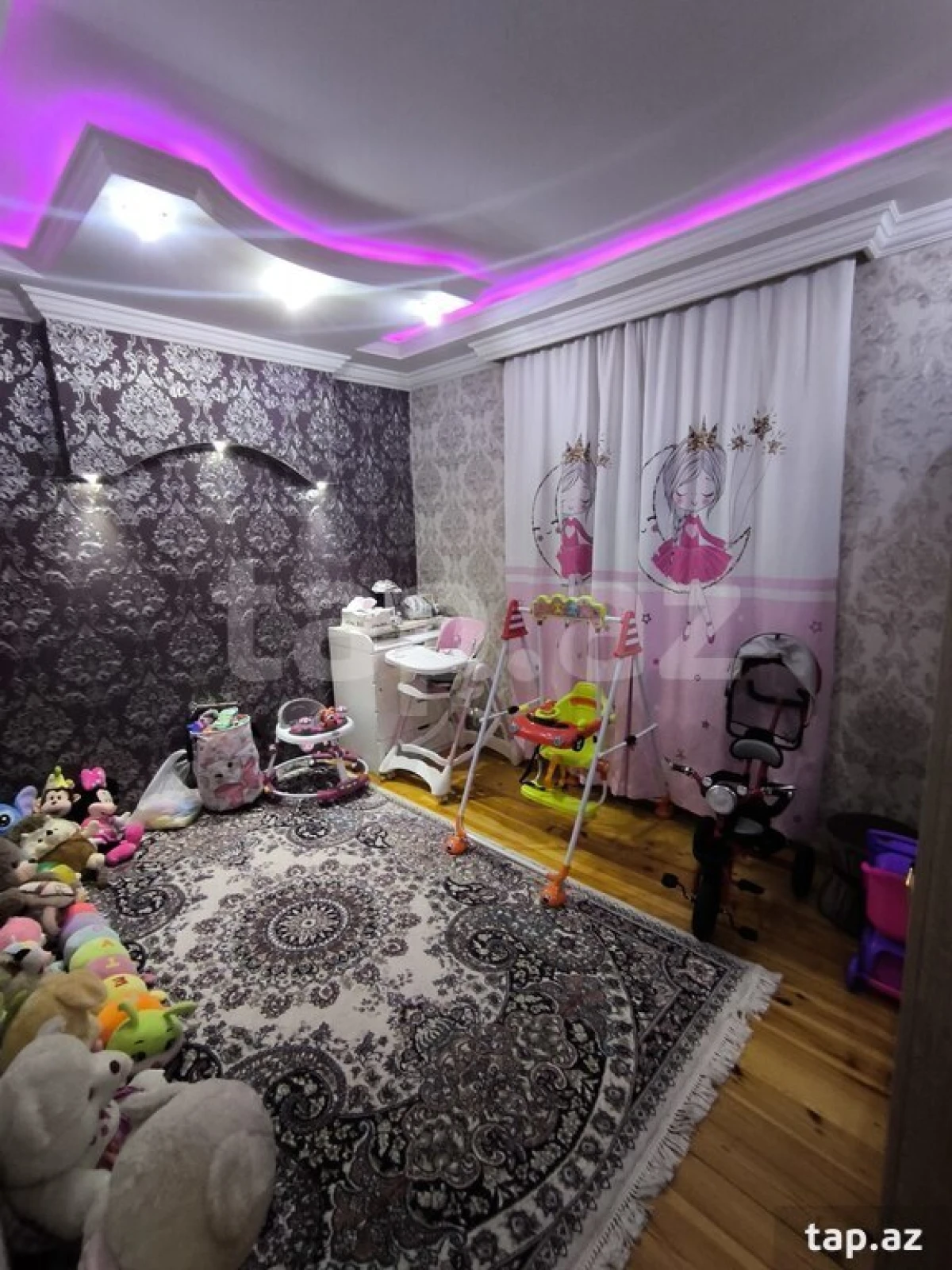 Satılır 5 otaqlı həyət evi 130 m²