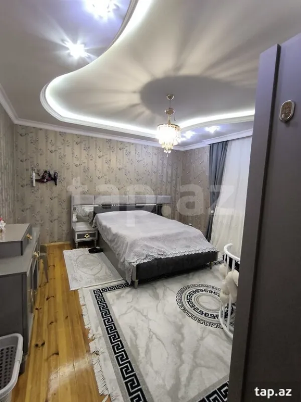 Satılır 5 otaqlı həyət evi 130 m²