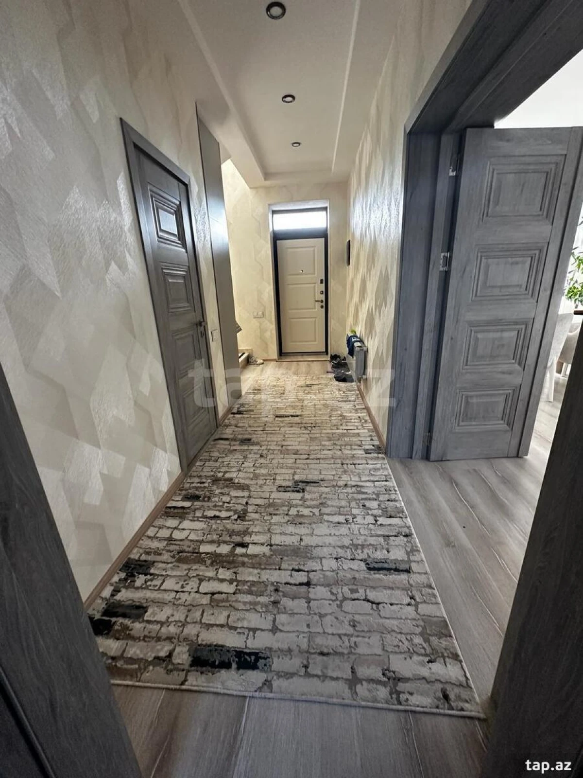 Satılır 4 otaqlı həyət evi